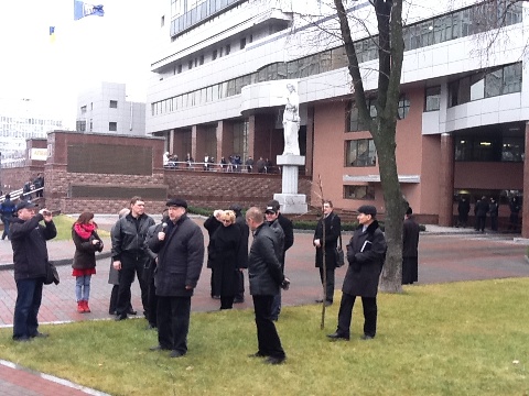 У Києві триває мітинг на підтримку Юлії Тимошенко