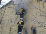 В Чернівцях палав будинок в центрі міста. Одну людину врятувати не вдалося + ФОТО