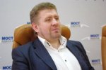 Проти України ведеться інформаційна війна – політолог