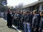 На Буковині урочисто відправили 58 юнаків до війська