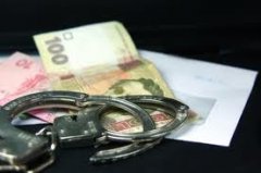 З початку року на Буковині 12 посадовців було звільнено з роботи за корупційні діяння