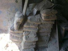 На Буковині виявили підпільний цементний цех ФОТО