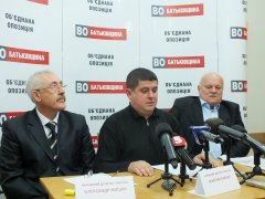 Народні депутати з Буковини про корупційні схеми, Фірташа та інше + відео
