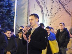 Близько півтисячі буковинців зібрались в Чернівцях на Євромайдані