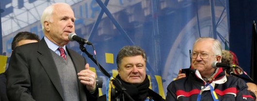 Сенатор Джон МакКейн: Якщо влада України практикуватиме репресії, мають бути санкції