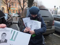 Студенти Буковини пікетували міську раду за переслідування