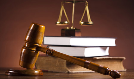 Чернівецький суд задовольнив усі позовні вимоги прокуратури і скасував незаконні рішення