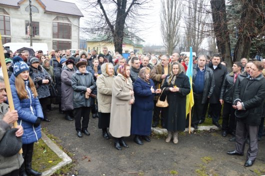 У селищі Берегомет Вижницького району вшанували пам’ять загиблих  у Києві