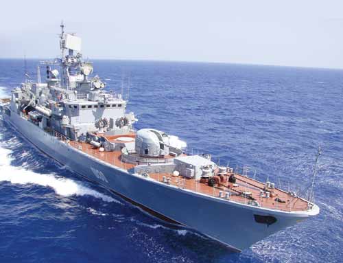 "Гетьман Сагайдачний" прогнав російські кораблі з територіальних вод України