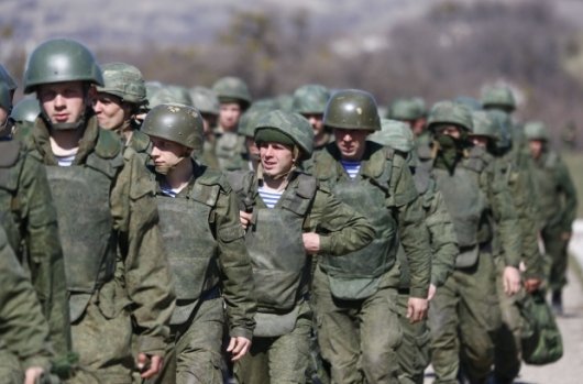 Російські військові проводять маневри в кілометрі від українського кордону - Міноборони