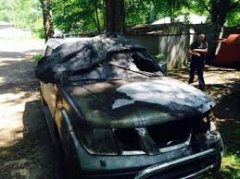 У Чернівцях терористи спалили авто самооборонівцю