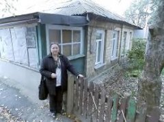 Міліція закрила справу проти вчительки, яка відстоювала свій дім на Печерську