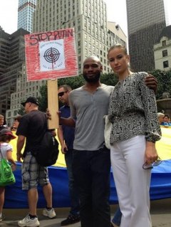В Нью-Йорку пройшов міжнародний марш проти путінської агресії
