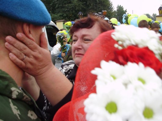 Буковина зустріла військових, які повернулись із зони АТО (фоторепортаж)