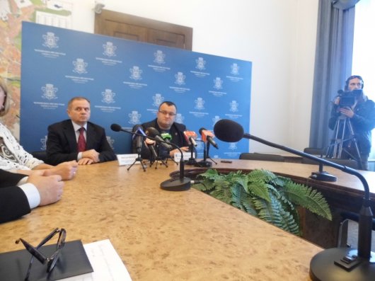 Профспілка Чернівецької міської ради та поштовики об’єдналися у допомозі воїнам АТО