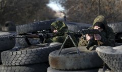 На Донбасі знаходяться до 25 тисяч бойовиків і до 10 тисяч російських військових 