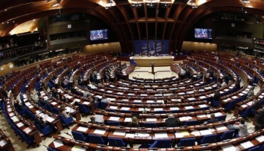 Комітет ПАРЄ прийняв поправку про позбавлення права голосу делегації РФ до квітня