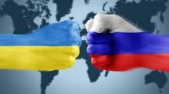 Росіянку обвинувачують у держзраді за дзвінок в українське посольство в Москві