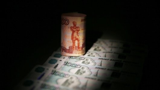Російський рубль різко впав після заяви Порошенка в Мінську
