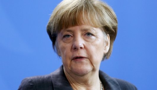 Меркель заявляє про "проблиск надії" на припинення вогню