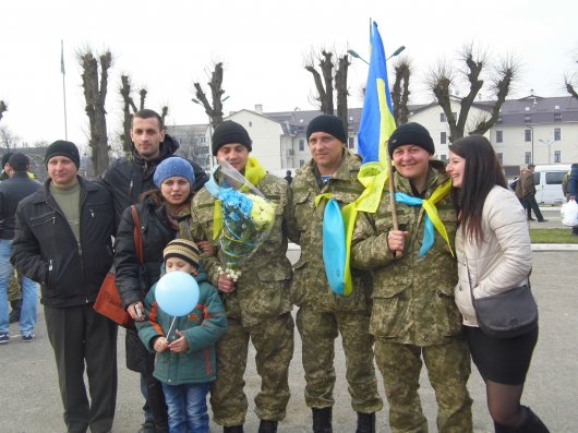 220 десантників повернулися на Буковину (фото)