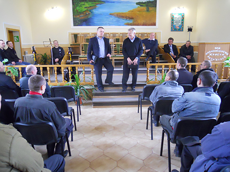 Сокирянську виправну колонію № 67 відвідали представники Об’єднання Церков Євангельських Християн Баптистів із США