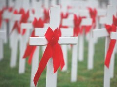 15 травня Україна вшанує пам’ять людей, які померли від СНІДу