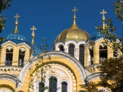 УПЦ має бути долучена до усіх переговорів про подолання церковних розділень в Україні – керуючий справами УПЦ