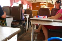 Чернівецький мер пропонує перетворити старі  тролейбуси у кафе на колесах