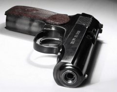В Чернівецькій області затримали 5 торгівців зброєю