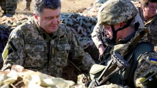 Порошенко дозволив іноземцям служити у Збройних силах України
