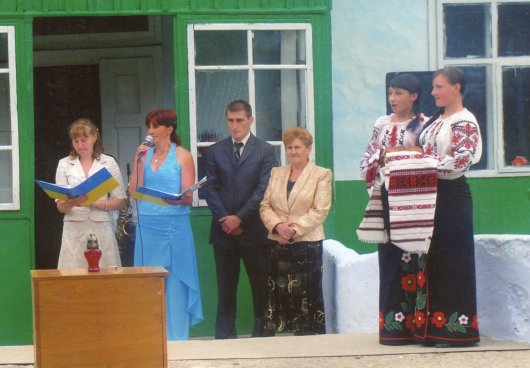 «Там, на Сході, навіки залишилася частинка мого материнського серця…» «Там, на Сході, навіки залишилася частинка мого материнського серця…»