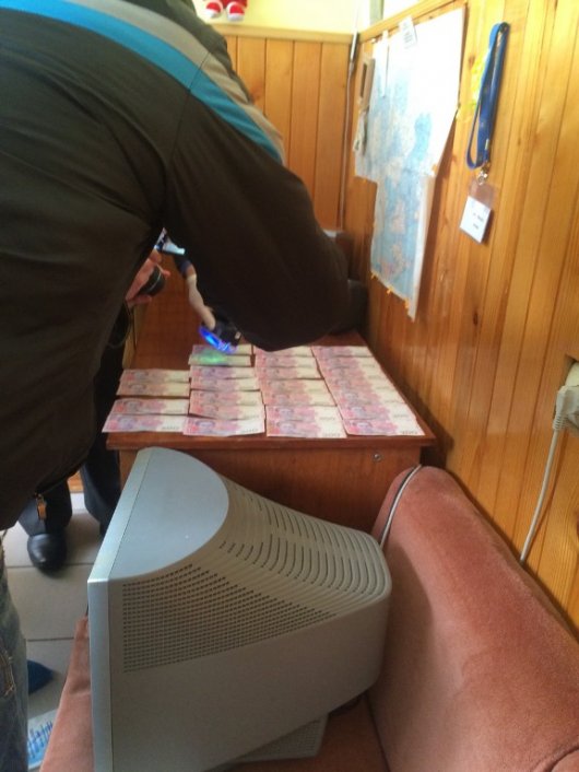 У Чернівцях голова ЛКК вимагав гроші за призначення дитині групи інвалідності