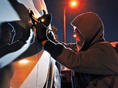 В Чернівцях почастішали випадки крадіжок з автомобілів