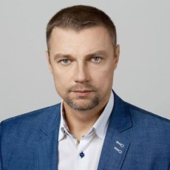 Верховний суд відкрив провадження про приховування Порошенком свого майна в Росії