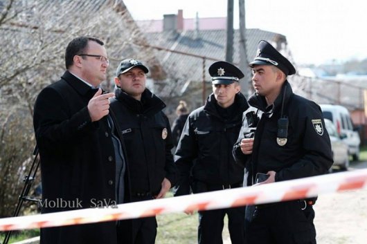Чернівецькі поліцейські затримали мера міста при порушенні на дорозі