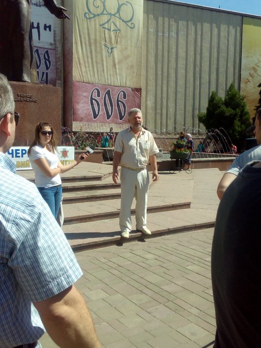 В Чернівцях вшанували пам'ять убитого українського журналіста Павла Шеремета