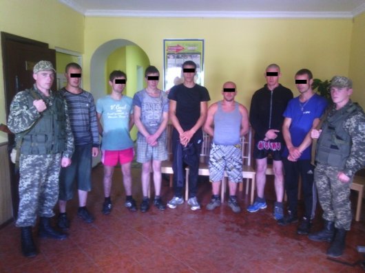 На Буковині та Закарпатті прикордонники протидіють організованим групам контрабандистів