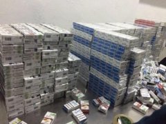 На кордоні з Польщею вилучили два мікроавтобуси з понад 3 тисячами пачок цигарок  ВІДЕО