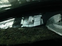 Автомобіль за 150 тисяч вилучено цієї ночі на кордоні з Румунією через приховані тютюнові вироби