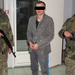 Прикордонники Буковині затримали молдованина, якого розшукували в Інтерполі за створення злочинного угрупування