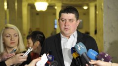 Парламент повинен терміново прийняти рішення щодо перевиборів Чернівецької міськради, – Максим Бурбак 