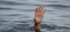 Посеред Чернівців на озері потонув чоловік