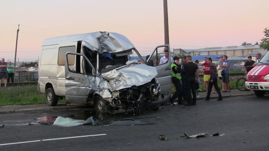 Чернівчанин загинув в результаті зіткнення автівки з рейсовим автобусом
