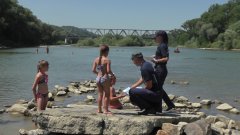 Рятувальники та працівники Червоного Хреста навчали буковинців правил безпеки на воді