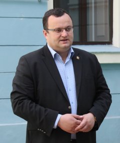 Олексій Каспрук скликає позачергову сесію для обрання секретаря міської ради