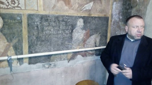 Оля Кобевко рятує храм 12 ст. у Лужанах