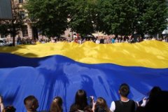 На Центральній площі розгорнуть понад 300 прапорів військових, які захищають Україну